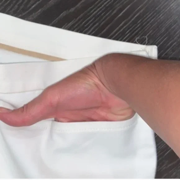 Cream Cropped Pants | 8 | EUC | Akris Punto Slim, but not skinny! - Picture 6 of 8